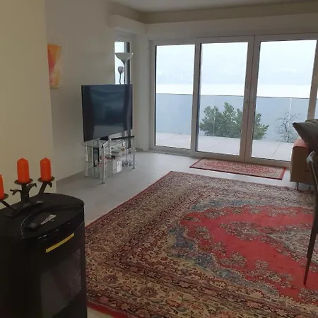דירה Wunderschoene Mit Sicht Auf Und Berge In *